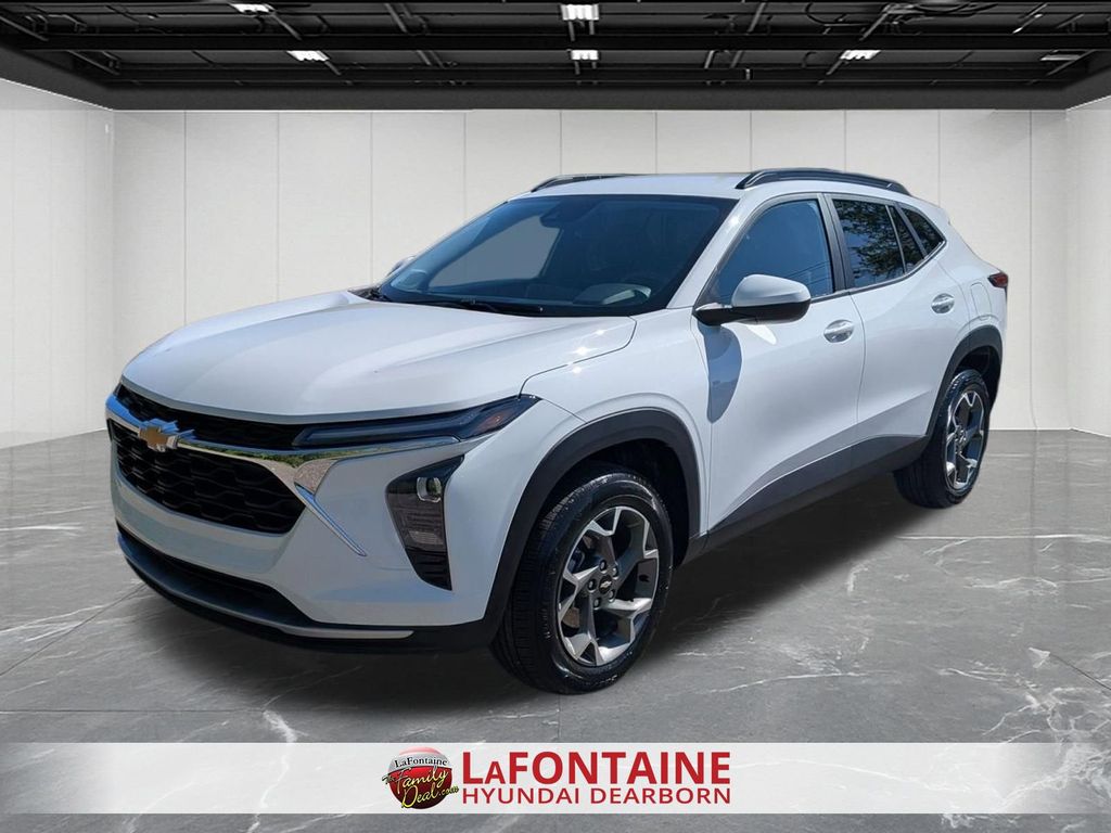 2025 Chevrolet Trax LT's photo