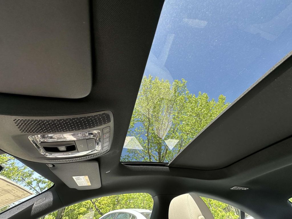 2025 Mercedes-Benz CLA 250 10