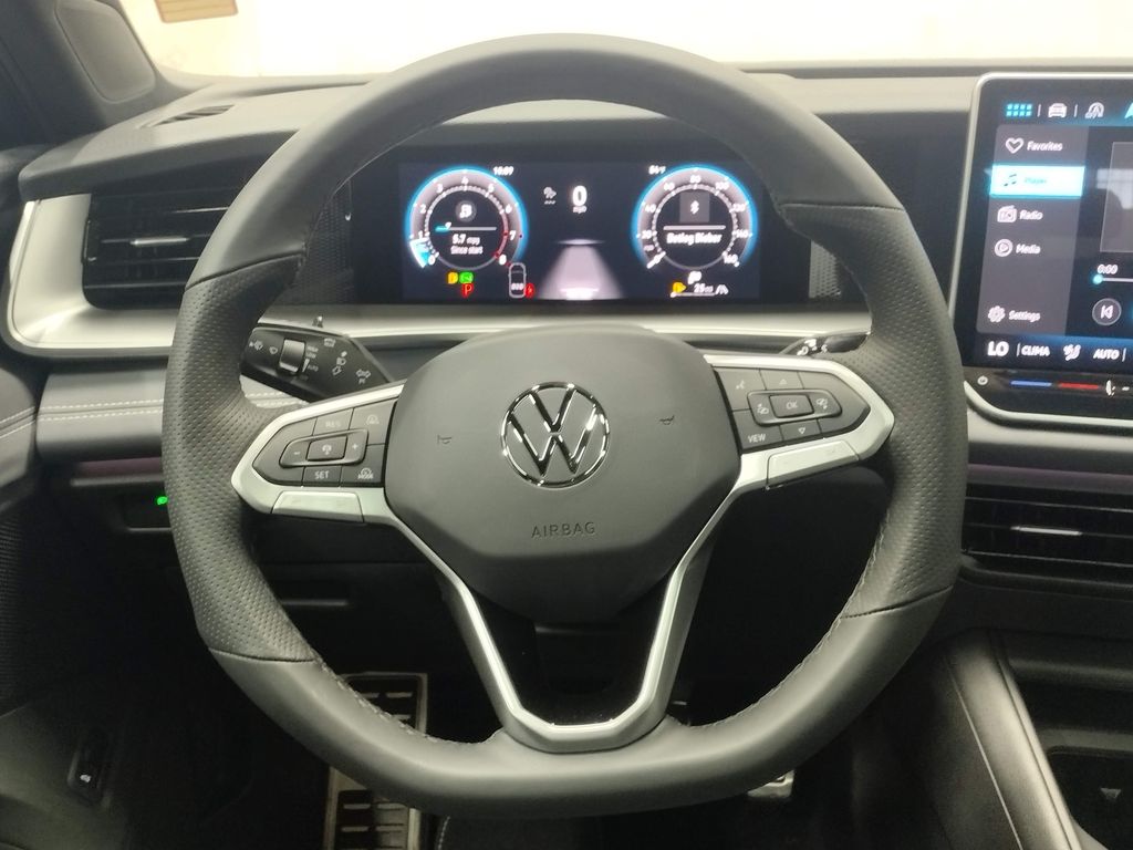 2025 Volkswagen Tiguan 2.0T SE R-Line Black