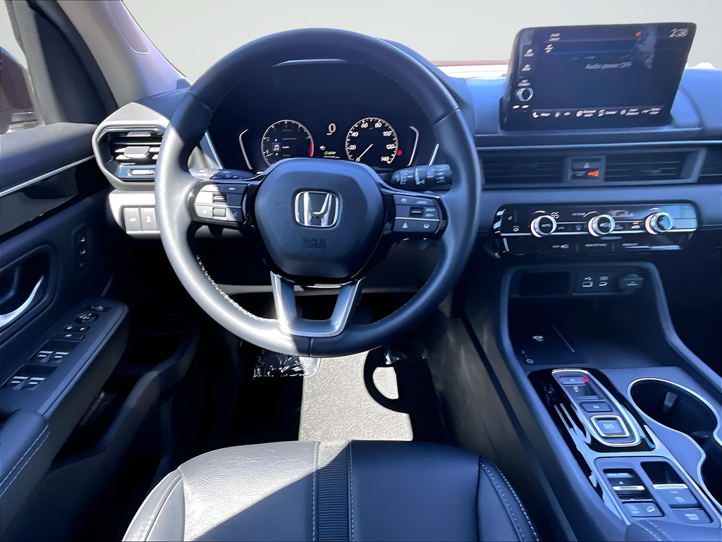 Used 2025 Honda Pilot EX-L 4D Sport Utility