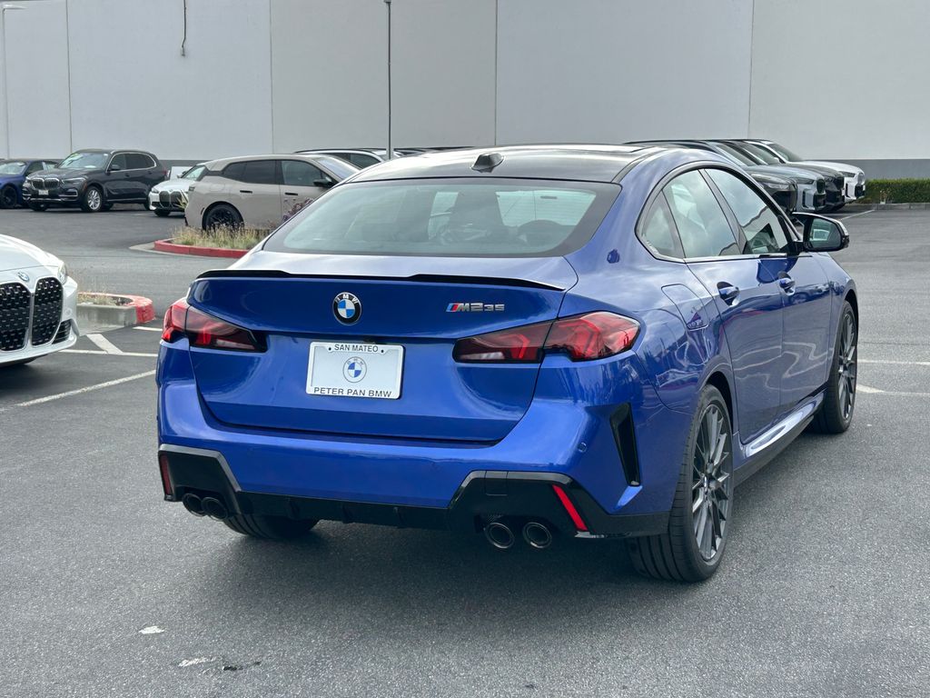 Thumbnail: 2026 BMW 2 Series - 5