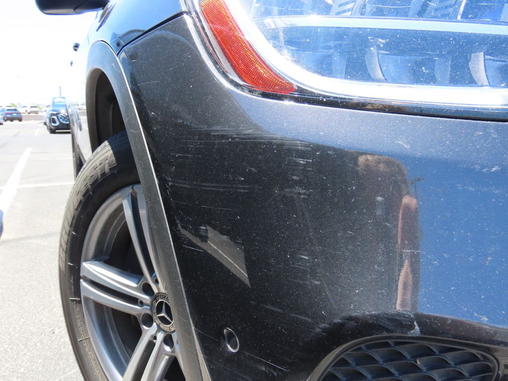2021 Mercedes-Benz GLC 300 23