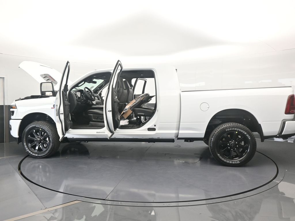 New 2026 Bright White Clearcoat Ram Laramie image 76