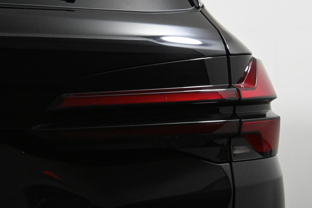 2025 BMW X5 xDrive40i 13