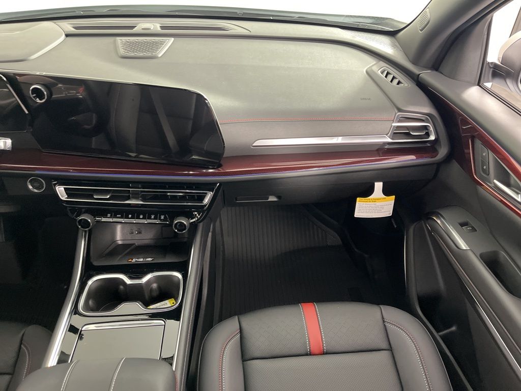 Thumbnail: 2026 Chevrolet Traverse - 15