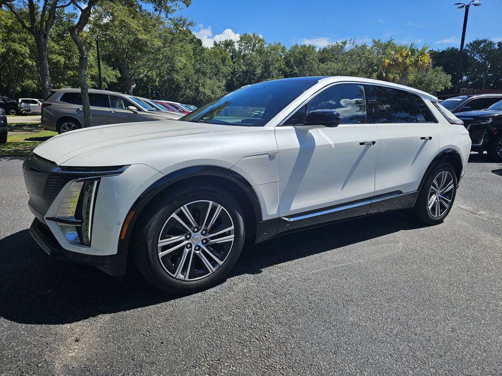 2024 Cadillac LYRIQ Luxury 1 AWD