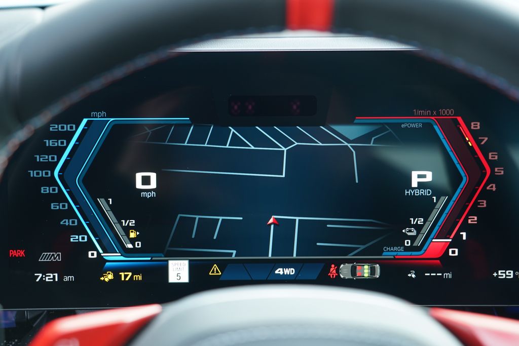 Thumbnail: 2026 BMW M5 - 18