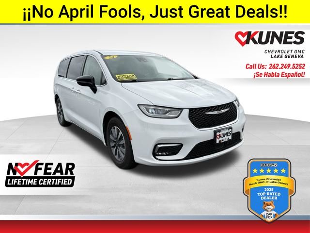 Bright White Clearcoat 2024 Chrysler Pacifica Hybrid Select FWD Minivan Front-Wheel Drive Continuously Variable Transmission