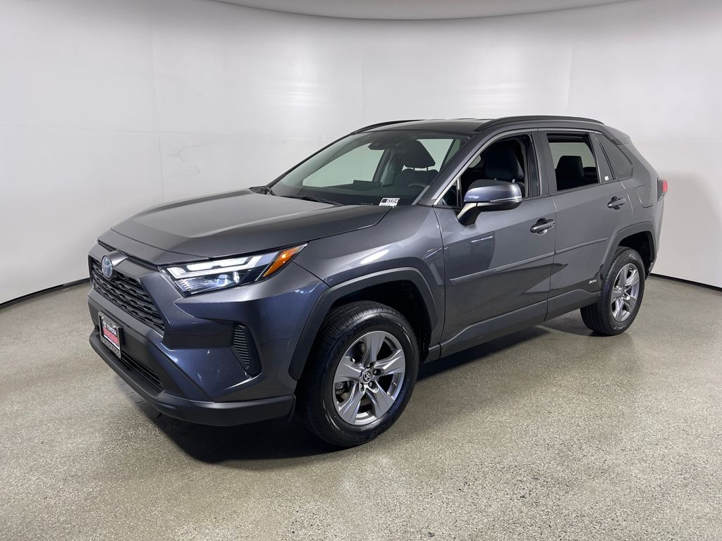 View vehicle photo 7