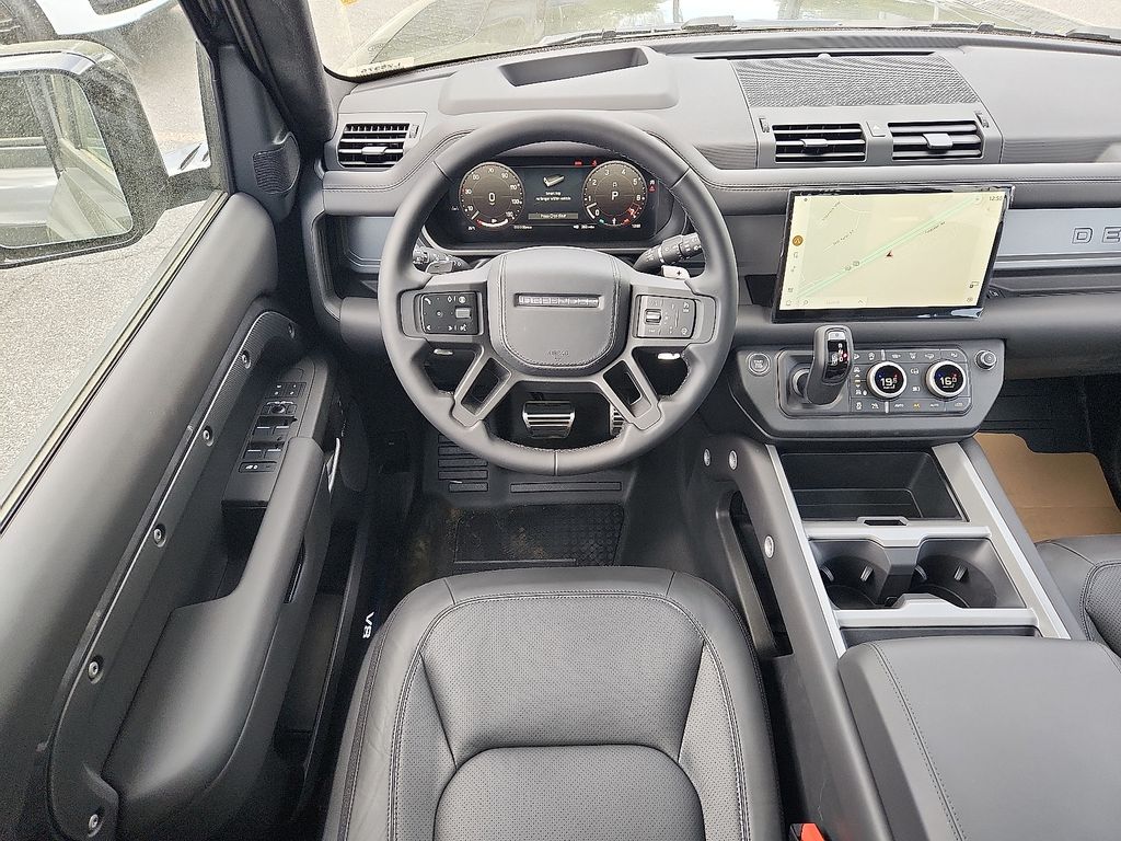Thumbnail: 2025 Land Rover Defender - 9