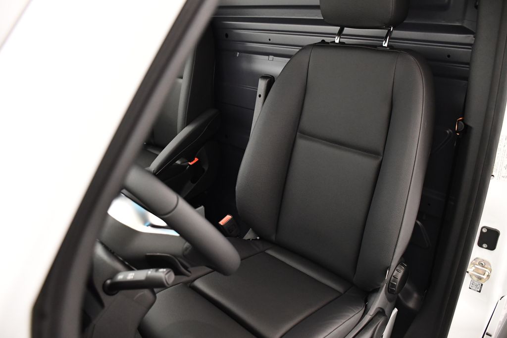 Thumbnail: 2025 Mercedes-Benz Sprinter - 27