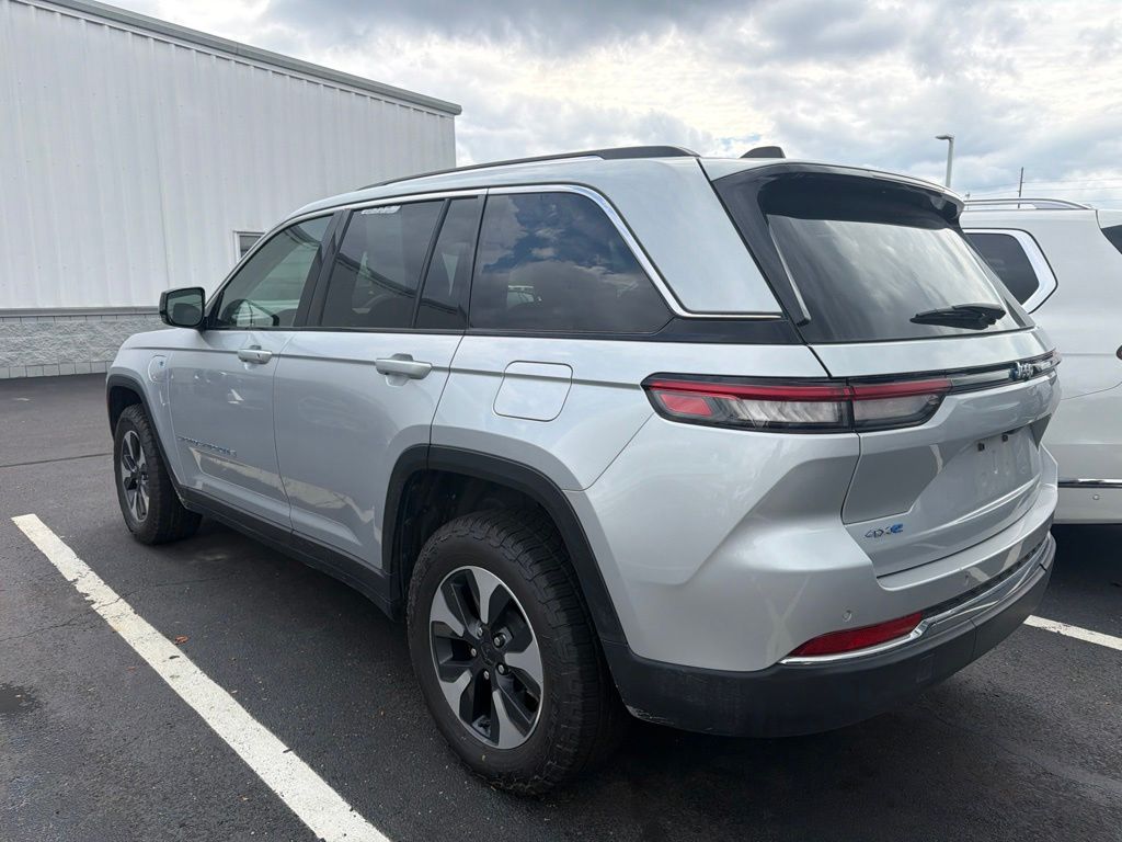 Thumbnail: 2024 Jeep Grand Cherokee - 2