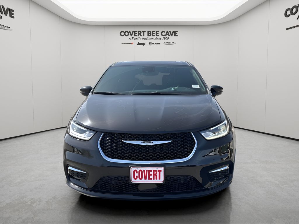 New Car 2025 Chrysler Pacifica  For Sale Under $40,000 In Austin, Texas