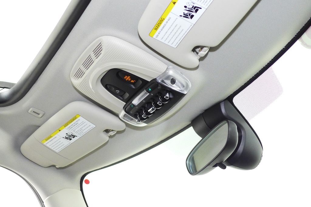 Thumbnail: 2020 MINI Cooper - 18