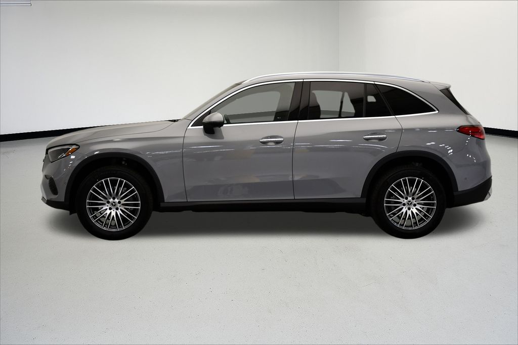 Thumbnail: 2026 Mercedes-Benz GLC - 2