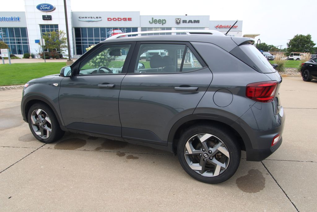 Used 2025 Hyundai Venue SUV