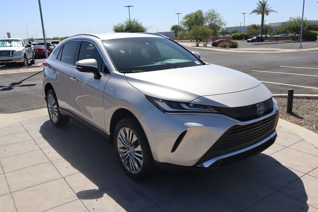 Thumbnail: 2021 Toyota Venza - 3