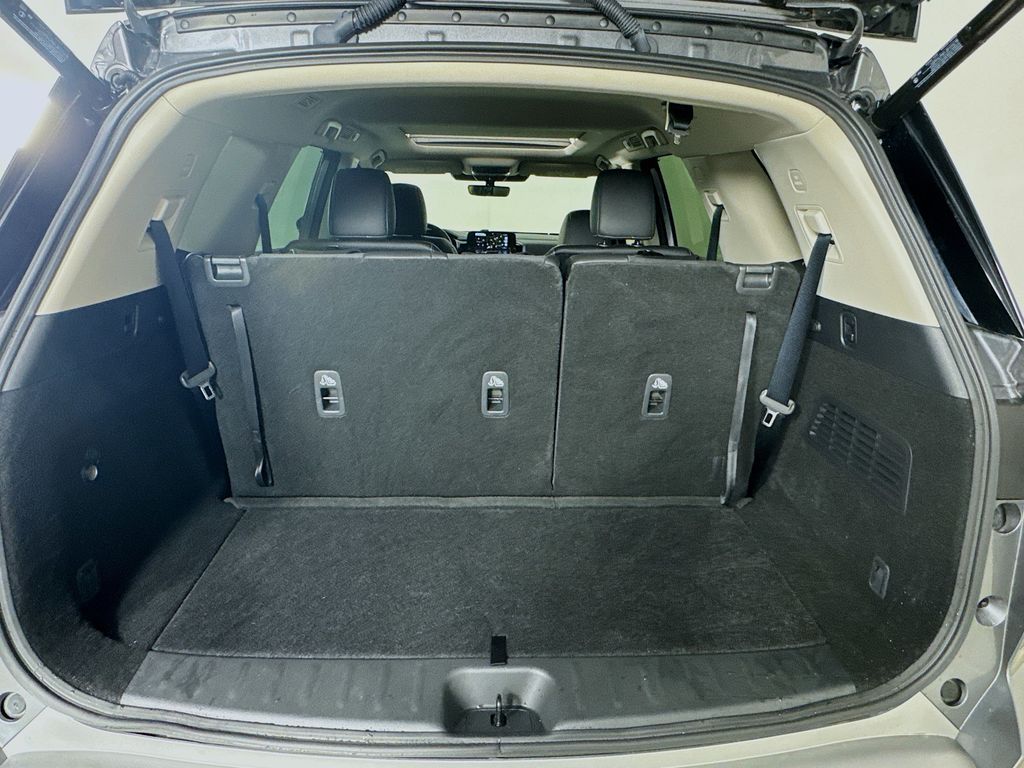 Used Car 2025 Nissan Pathfinder  Sl For Sale Under $35,000 In Austin, Texas
