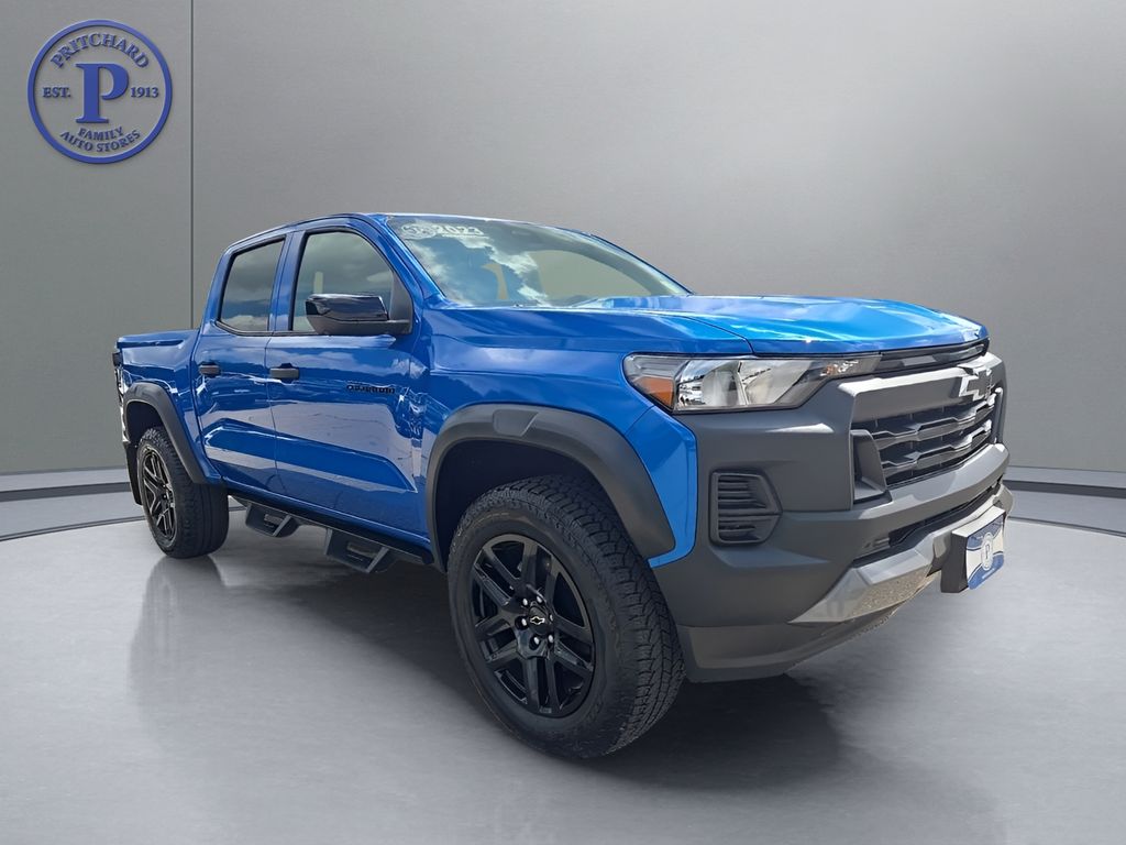  2023 Chevrolet Colorado Trail Boss Crew Cab 4WD   