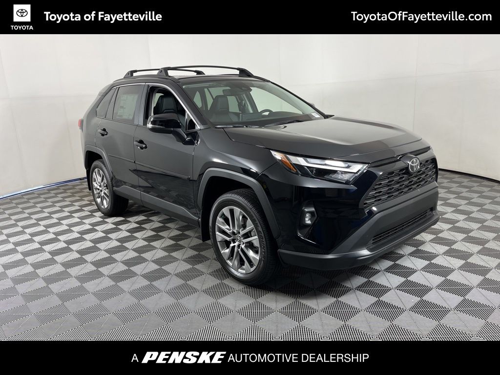 Thumbnail: 2025 Toyota RAV4 - 6