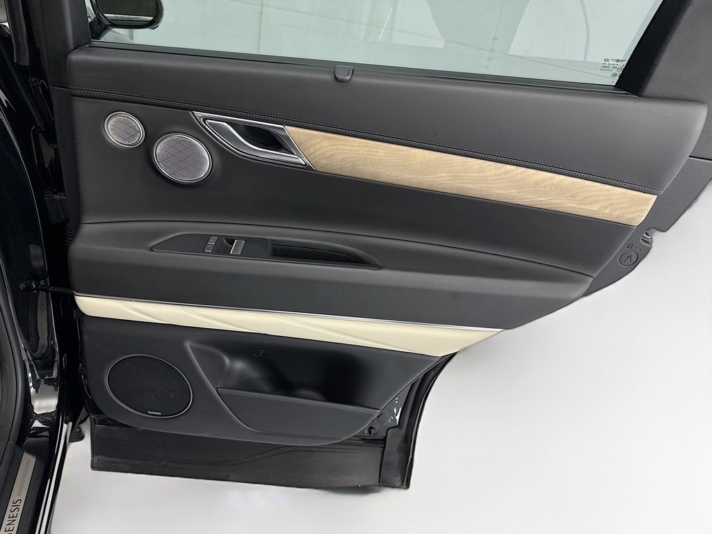 Thumbnail: 2023 Genesis GV80 - 26