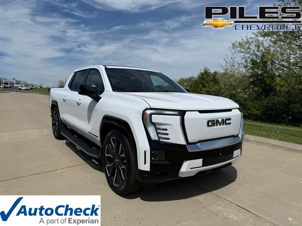 Summit White 2025 GMC Sierra EV Denali Crew Cab (Max Range) e4WD Pickup Truck All-Wheel Drive 1-Speed Automatic