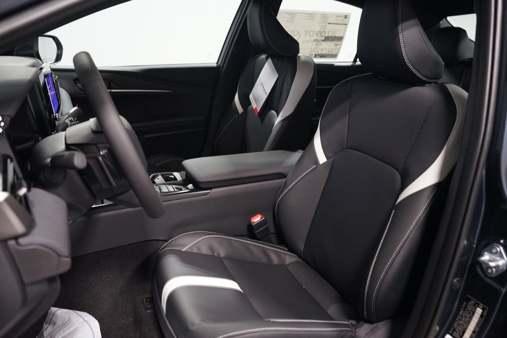 Thumbnail: 2026 Toyota Camry - 28