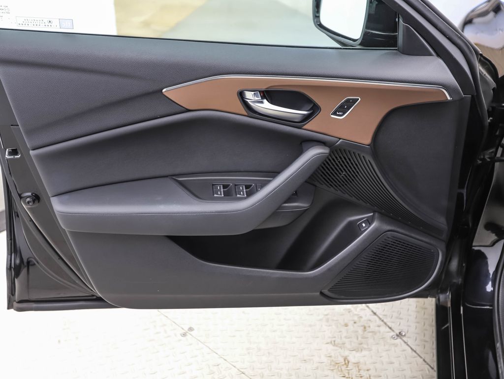 2021 Acura TLX Base 9