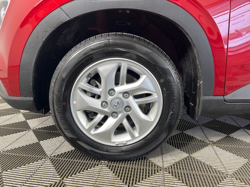 Certified Used 2025 Red Hyundai SE image 16