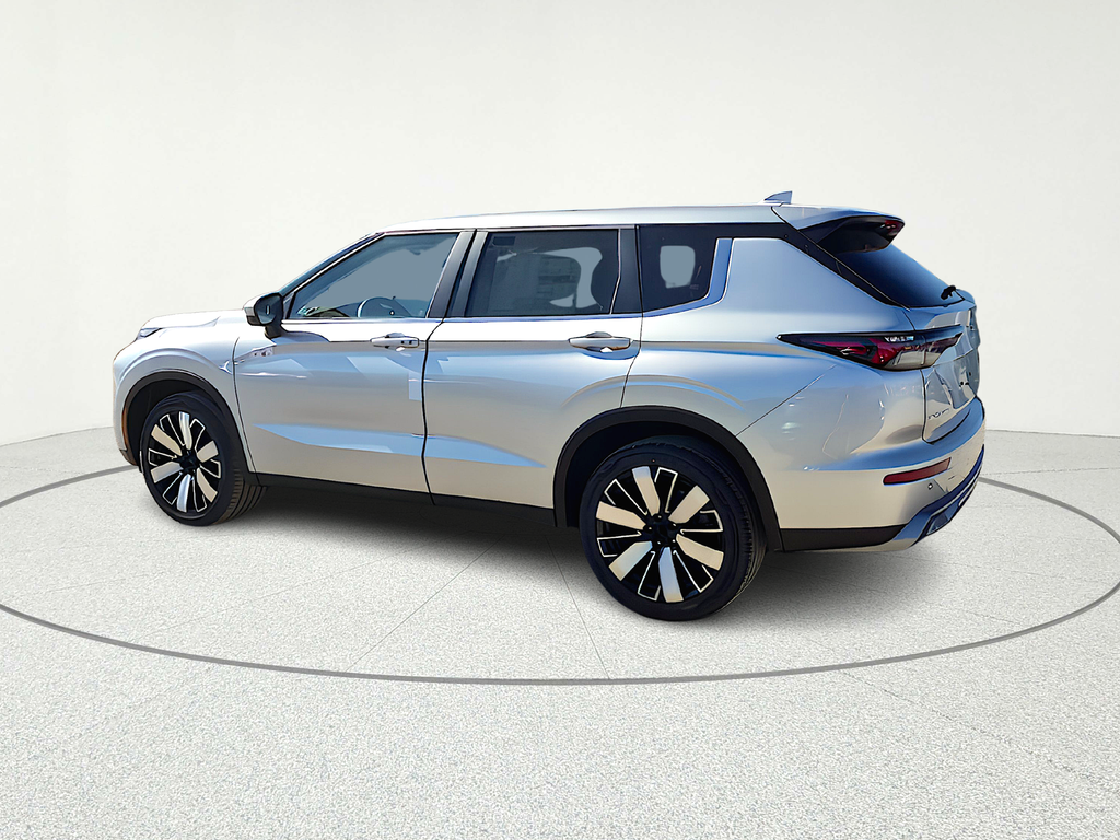 2026 Mitsubishi Outlander SE - 3