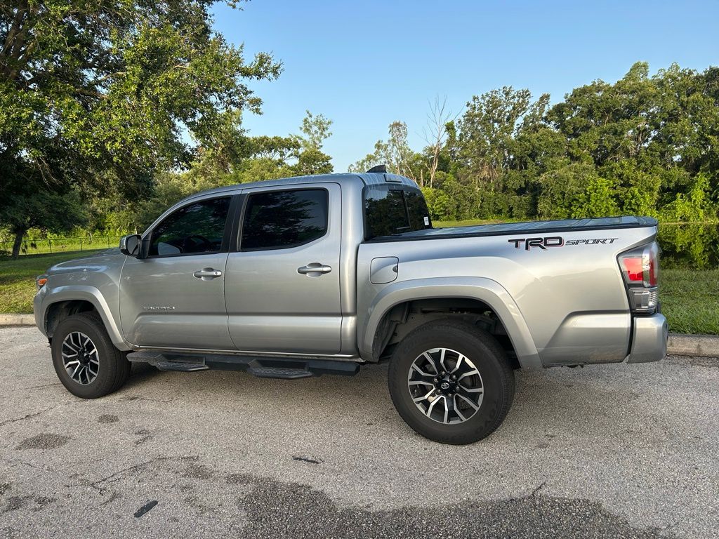 Thumbnail: 2022 Toyota Tacoma - 3
