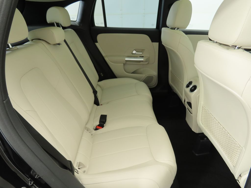 Thumbnail: 2026 Mercedes-Benz GLA - 22