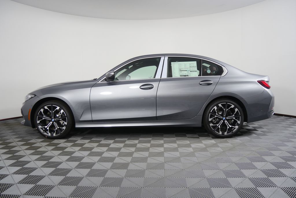 Thumbnail: 2026 BMW 3 Series - 6