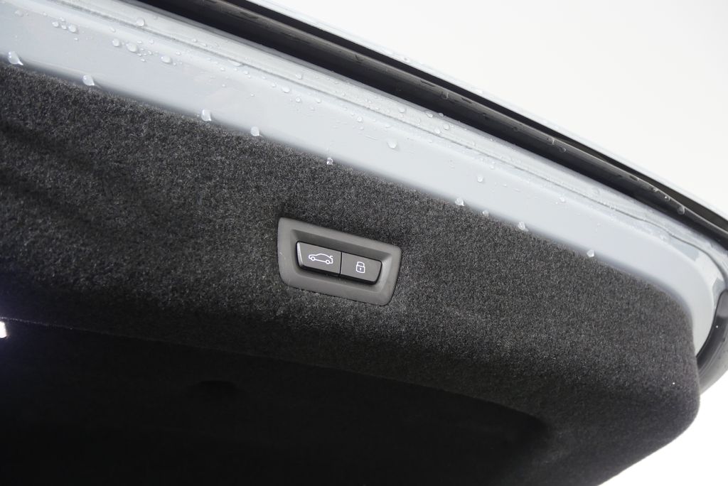 Thumbnail: 2023 BMW 7 Series - 15