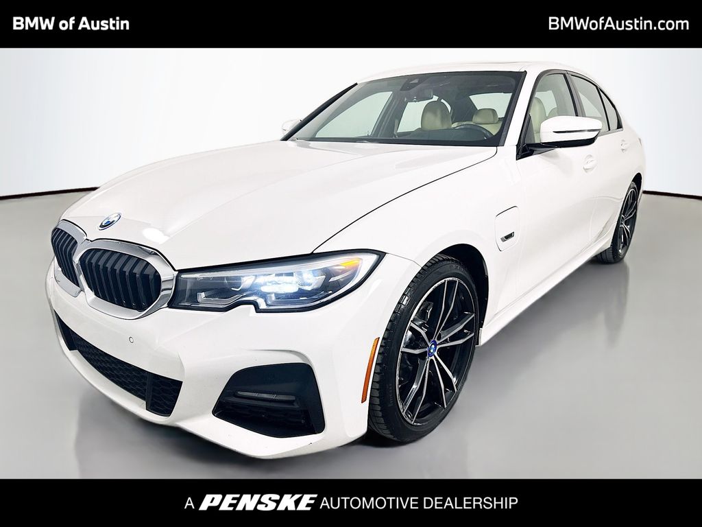 2022 BMW 3 Series 330e Hybrid Plug-in RWD