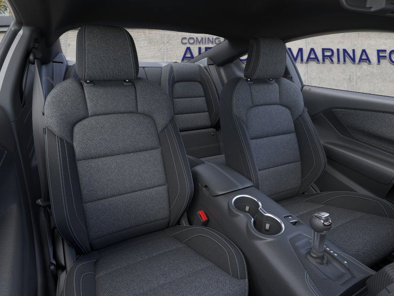 2025 Ford Mustang EcoBoost photo