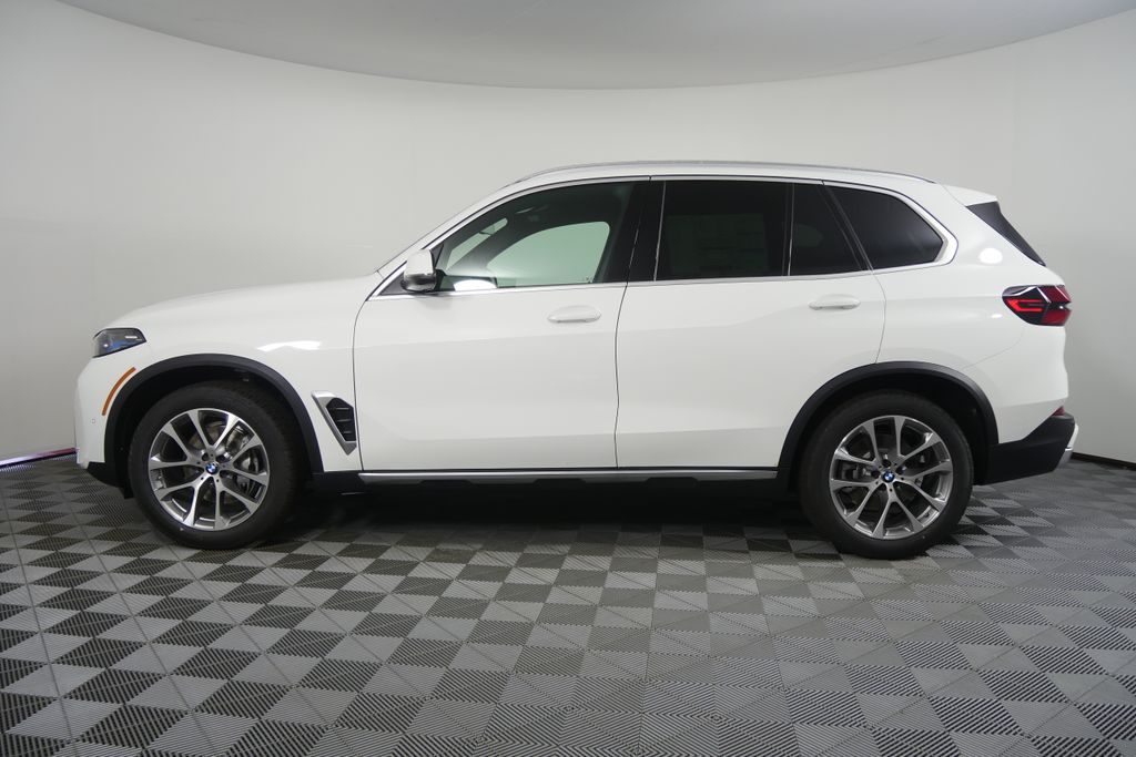 Thumbnail: 2026 BMW X5 - 6