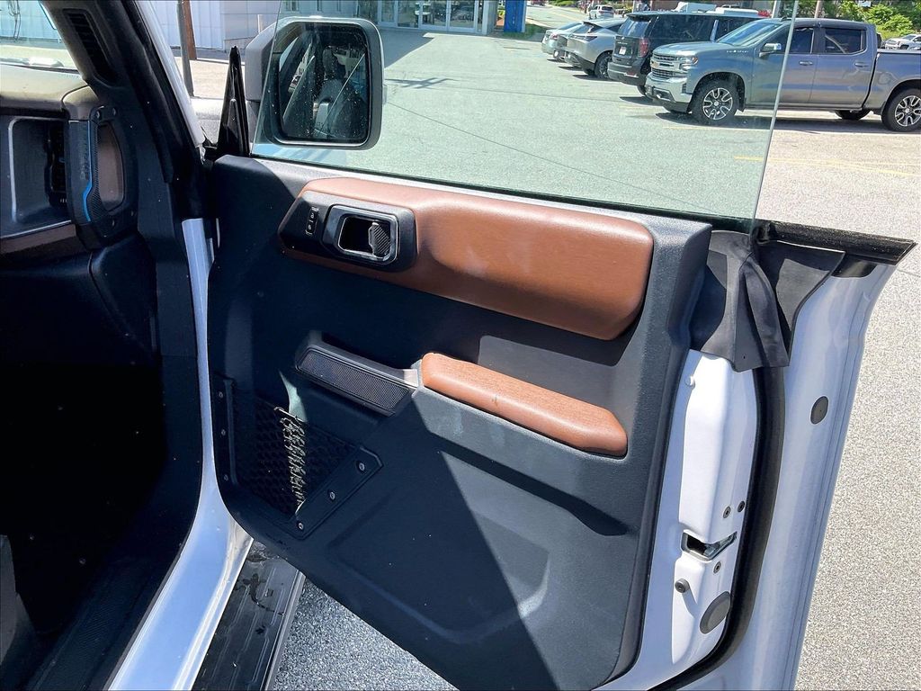 2023 Ford Bronco — photo 12