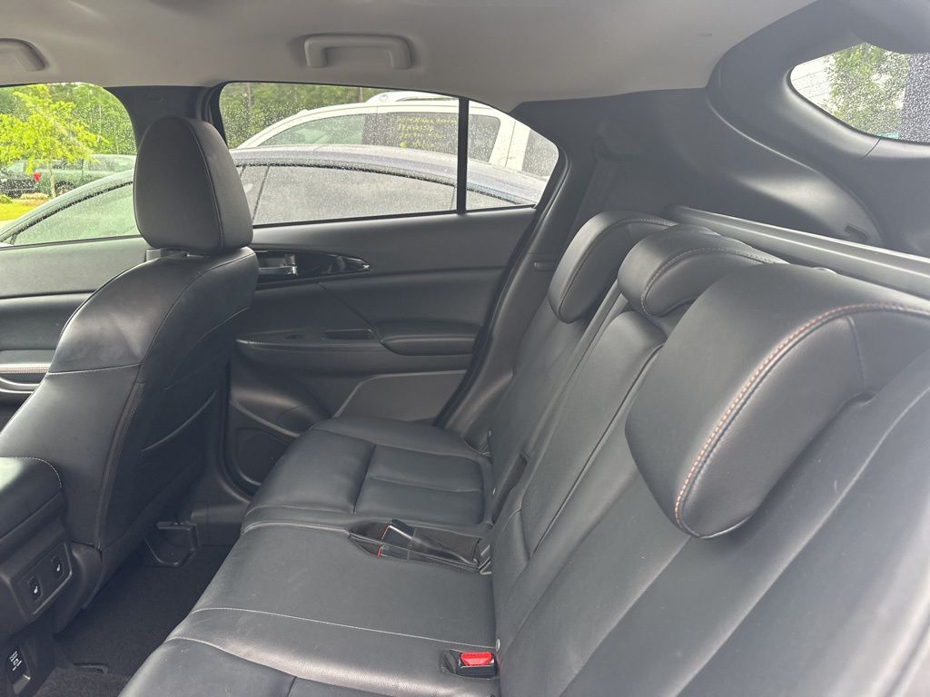 2018 Diamond White Pearl Mitsubishi Eclipse Cross SEL 4X4 SUV