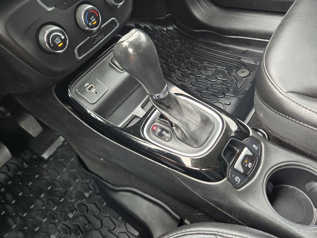 2018 Jeep Compass Latitude Black at Bravo Nissan