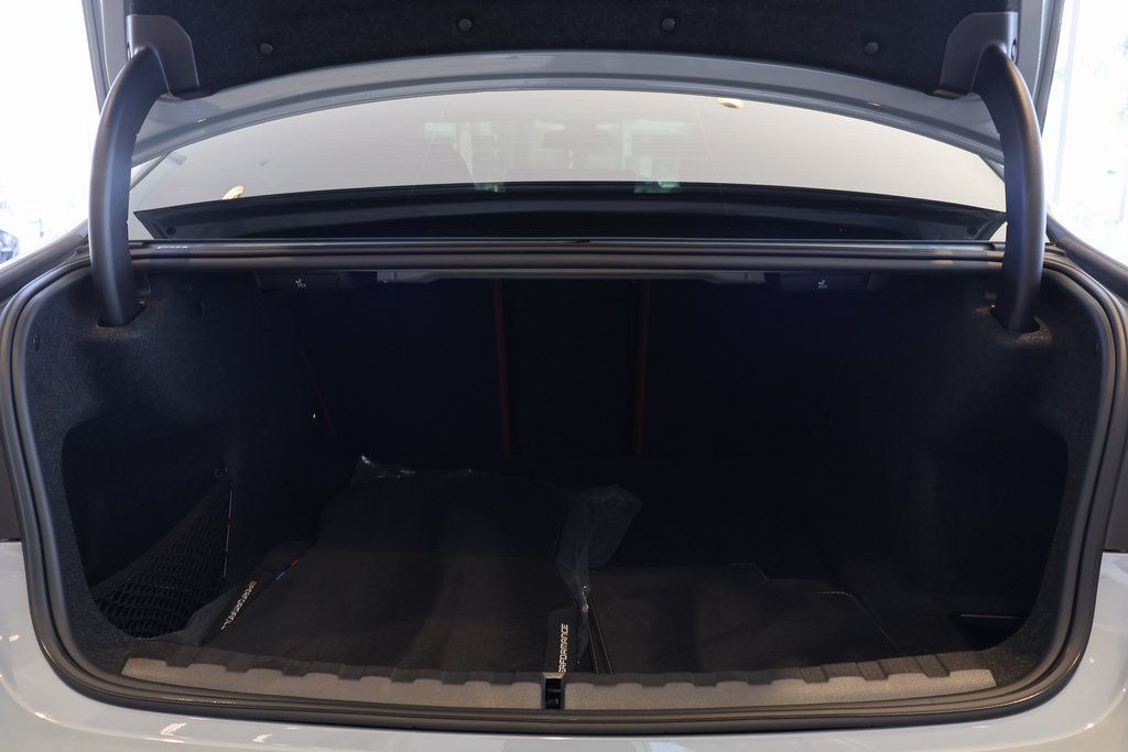 Thumbnail: 2025 BMW 3 Series - 8