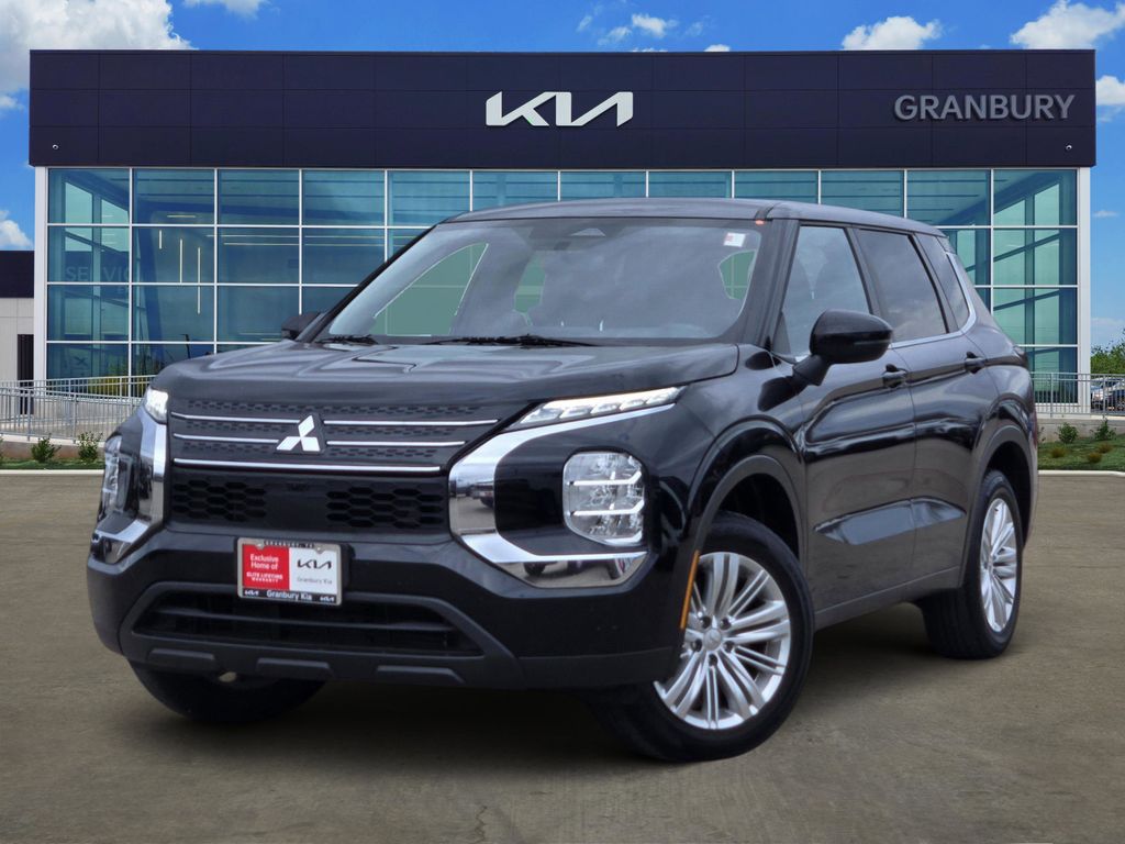 2024 Mitsubishi Outlander ES FWD