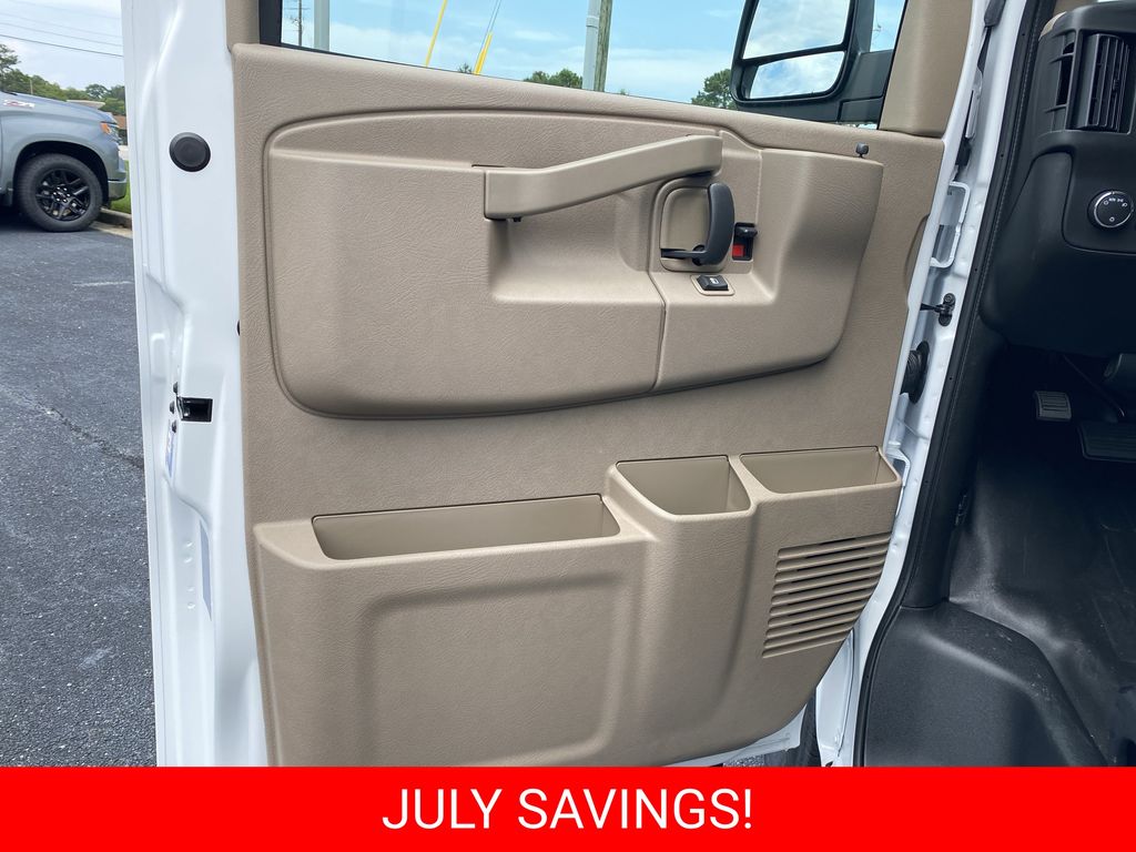 New 2026 Chevrolet Express 2500 Van