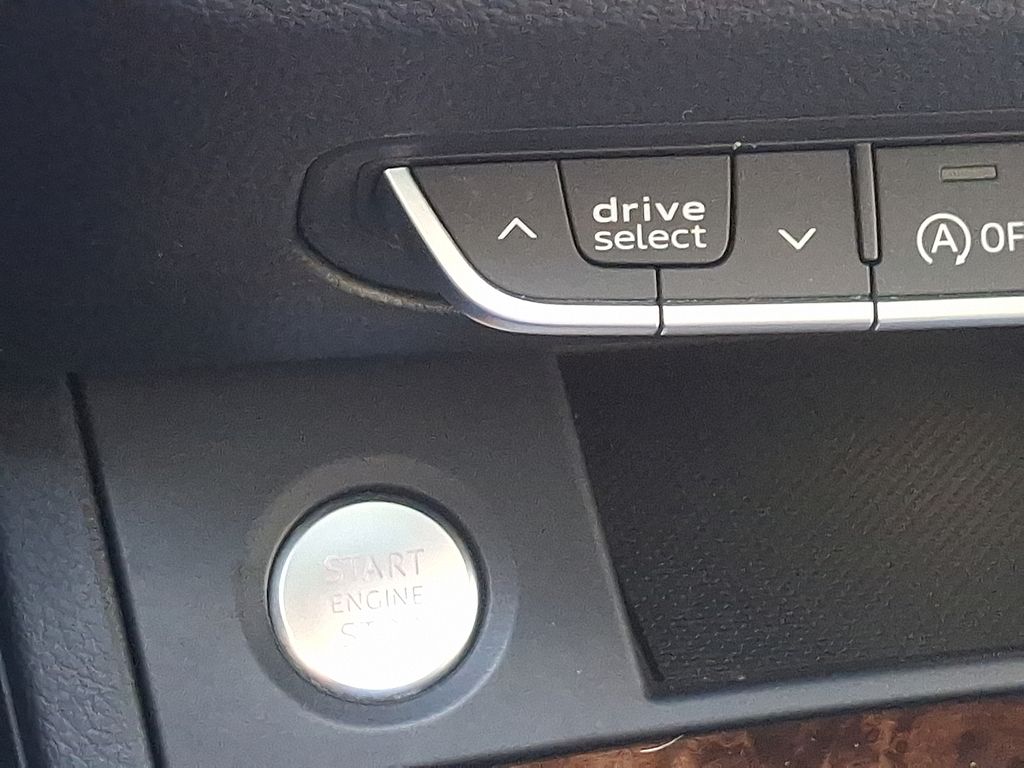 Thumbnail: 2018 Audi Q5 - 25