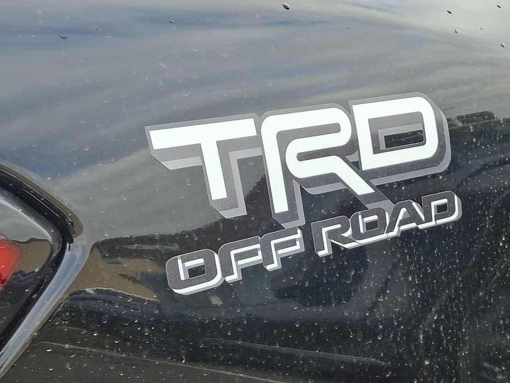 2024 Toyota Tacoma TRD Off-Road 5