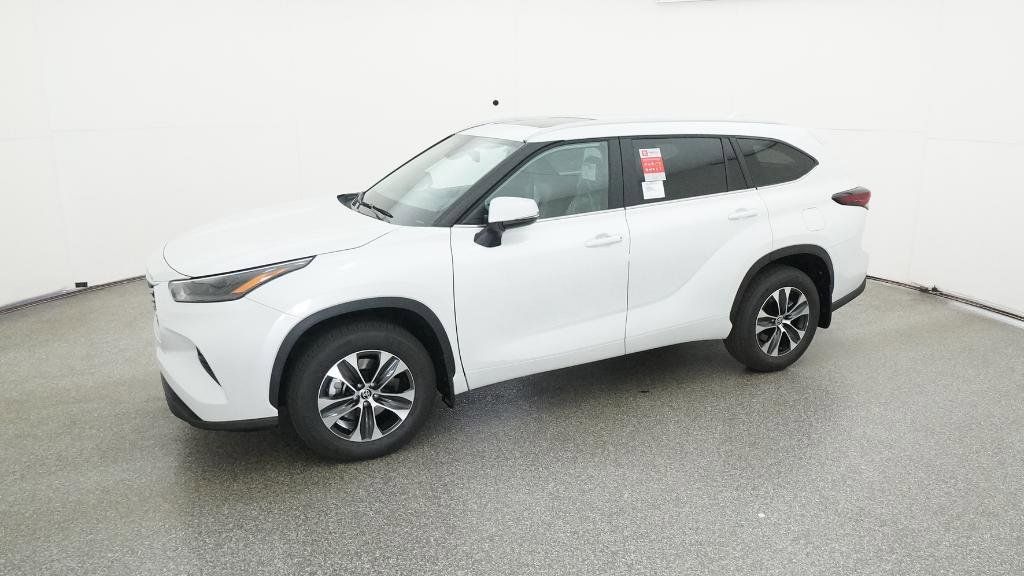 Thumbnail: 2026 Toyota Highlander - 14