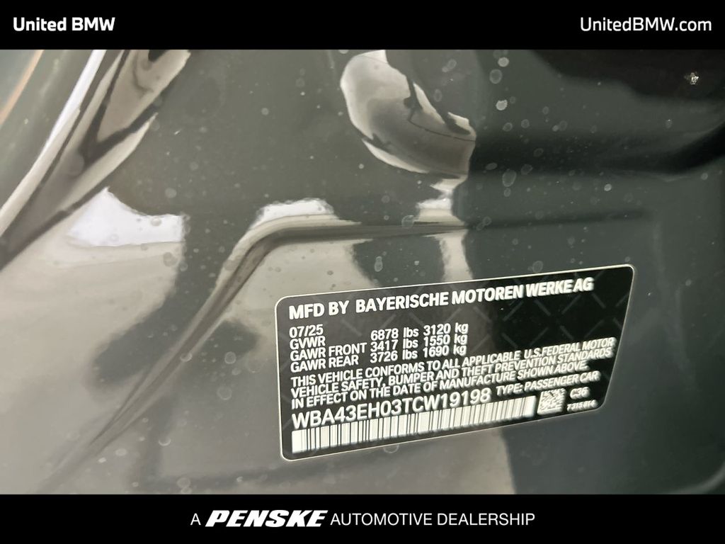 Thumbnail: 2026 BMW 7 Series - 24