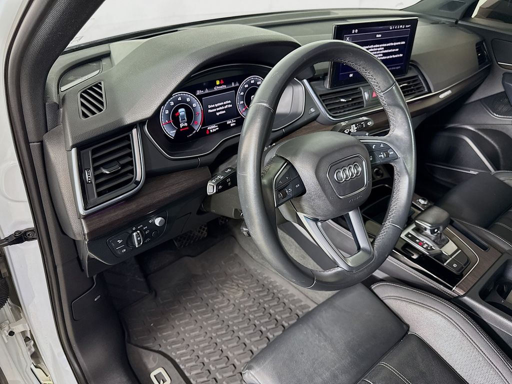 Thumbnail: 2022 Audi Q5 - 9
