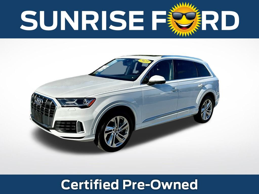 2023 Audi Q7 Premium Plus's photo