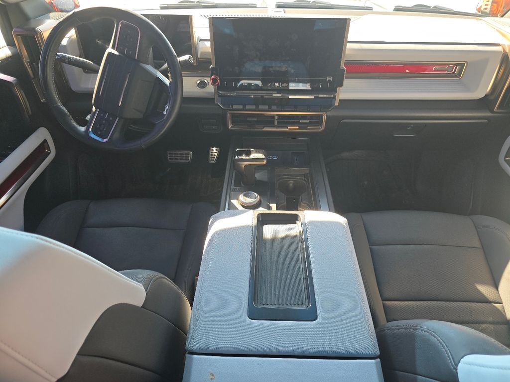 Used 2024 White GMC 3X image 21